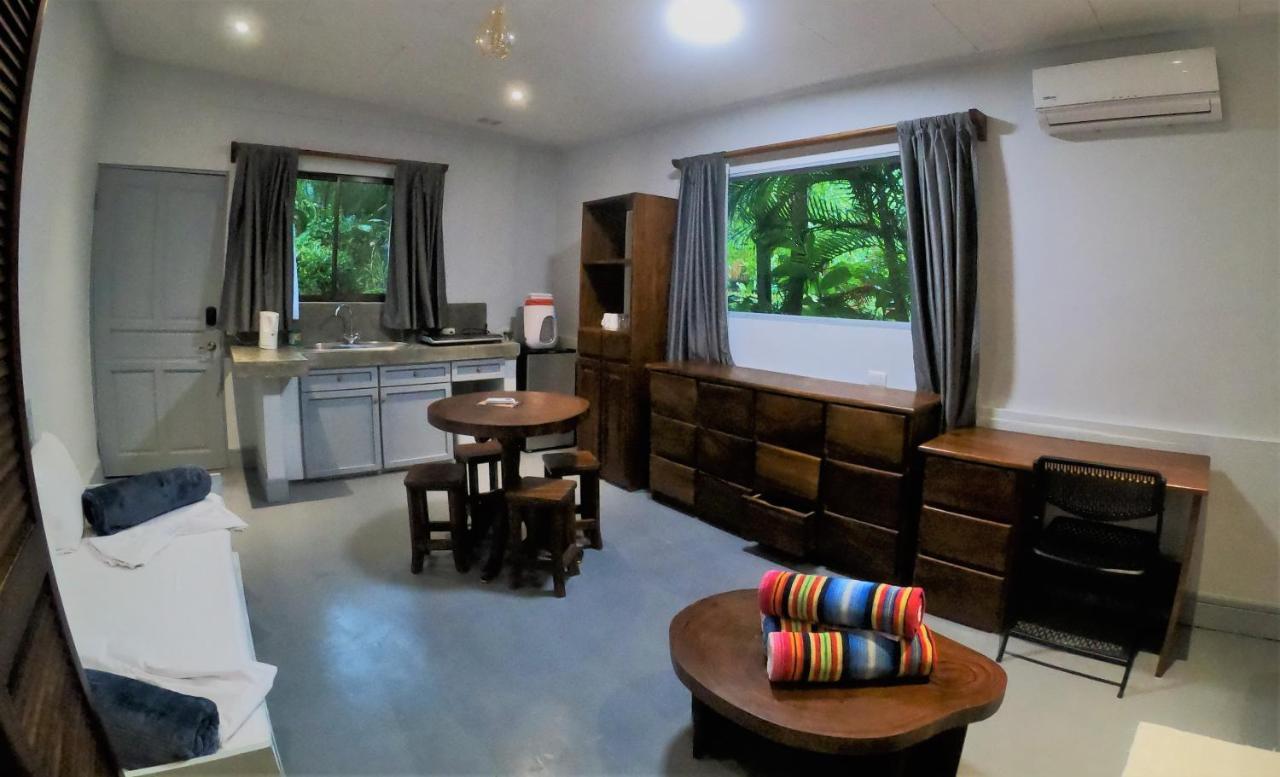 Casa Cecilia Beach Front Playa Santa Teresa  エクステリア 写真