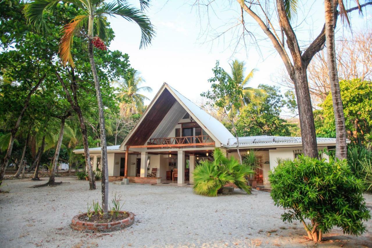 Casa Cecilia Beach Front Playa Santa Teresa  エクステリア 写真