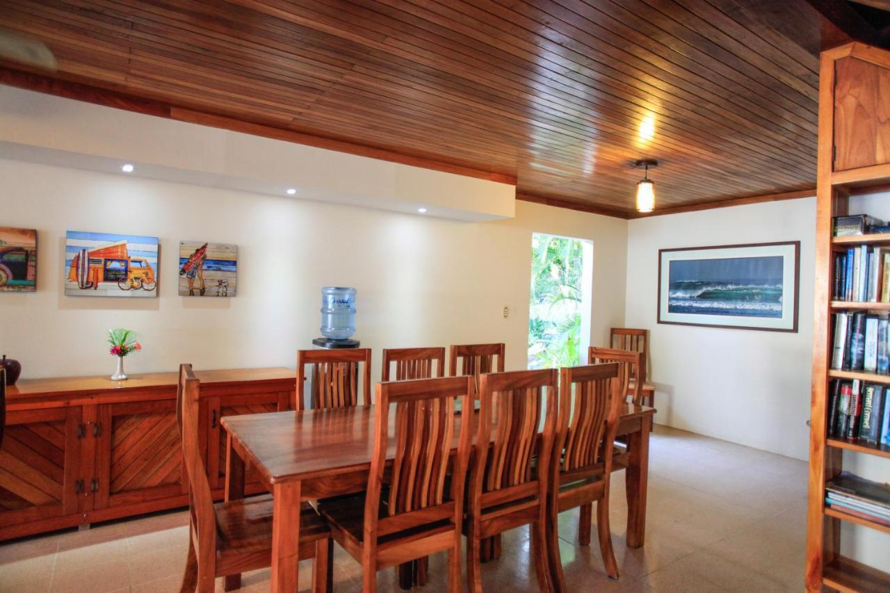 Casa Cecilia Beach Front Playa Santa Teresa  エクステリア 写真